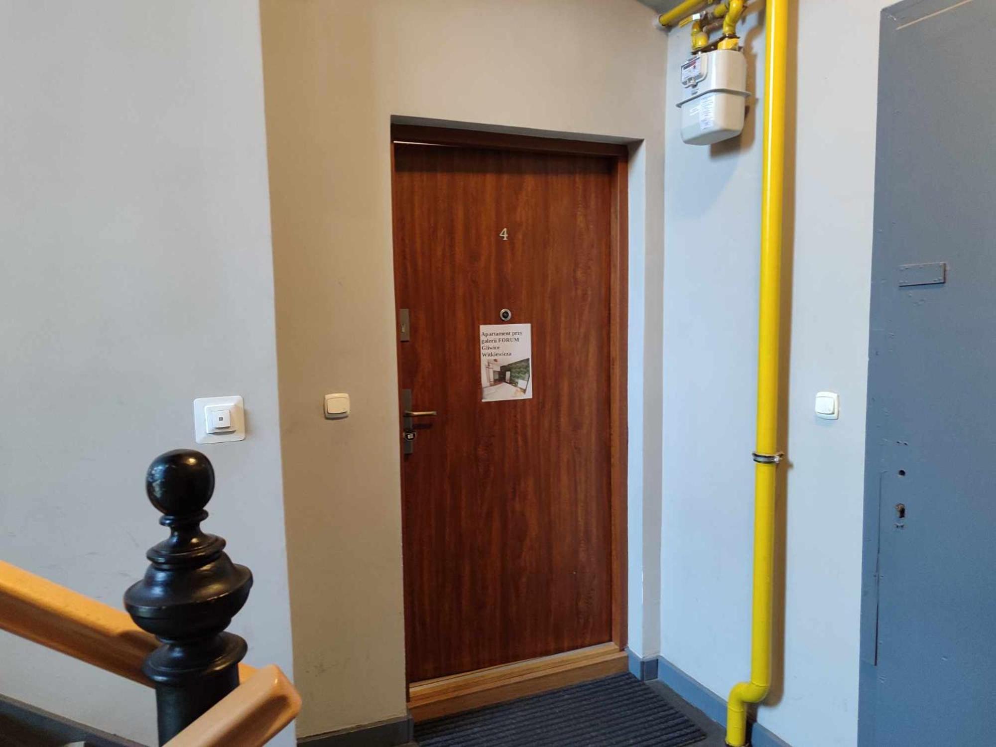 Apartament Przy Galerii Forum Gliwice Witkiewicza 外观 照片